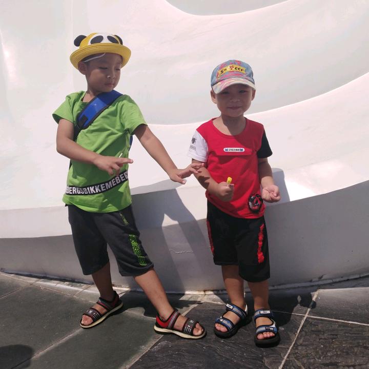 龙鑫宝贝爱生活