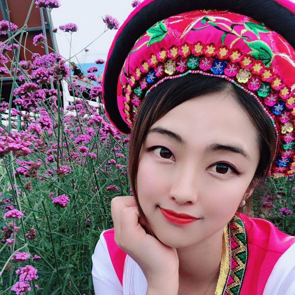 白族小金花😘