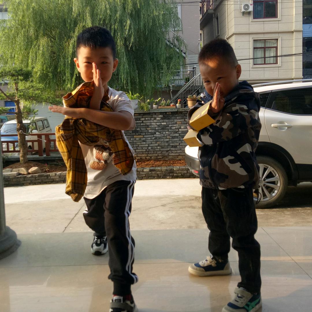陈年小陈