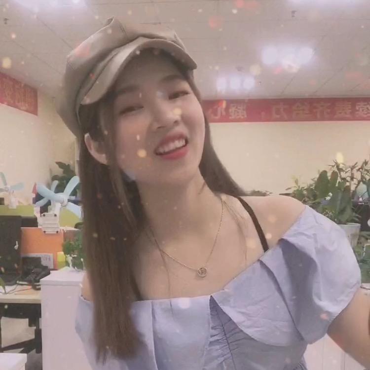 琴儿很爱吃