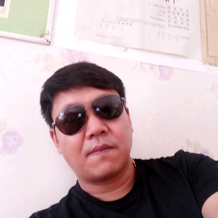河南周口人(小龚)在新疆