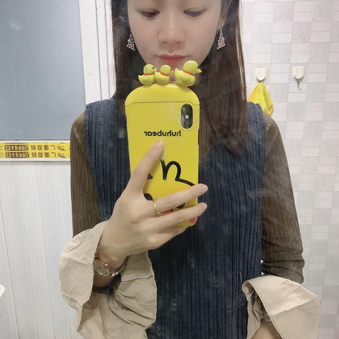 蕾蕾小可爱鸭
