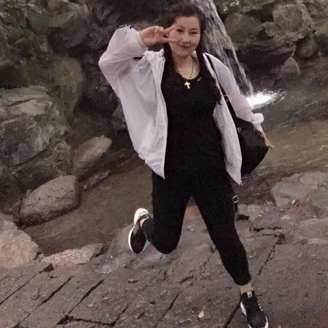 艺生峰雨（宝姥姥）