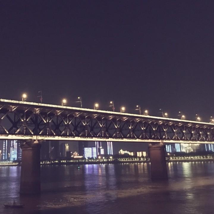 咸鱼和废材的一天