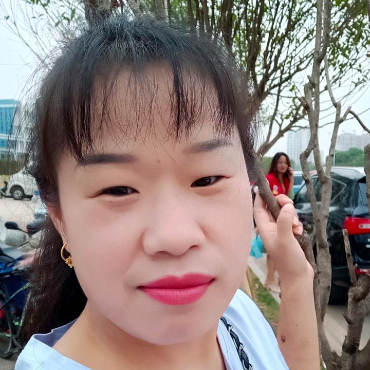 ☞小眼睛姑娘☜