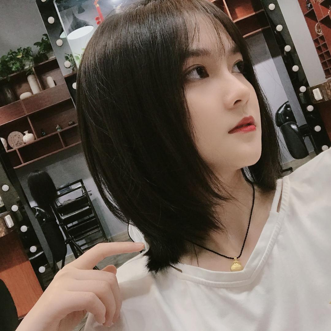 猫娘娘° 🐰