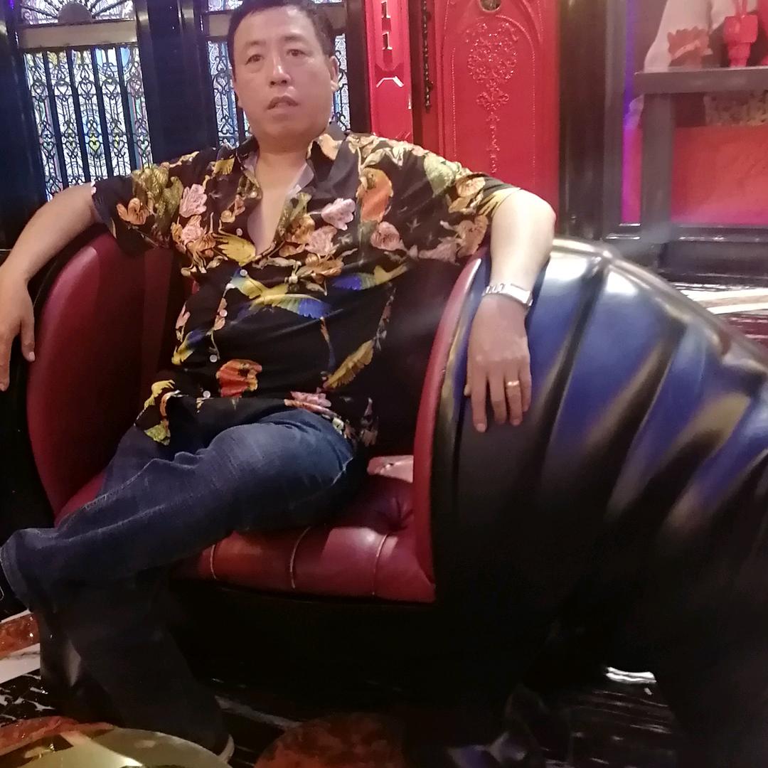 龙飞