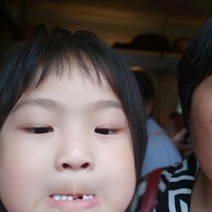 杨明琼