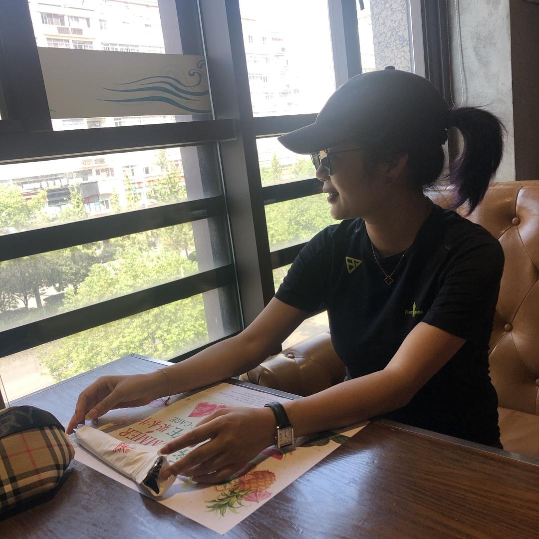 带刺的玫瑰（林）