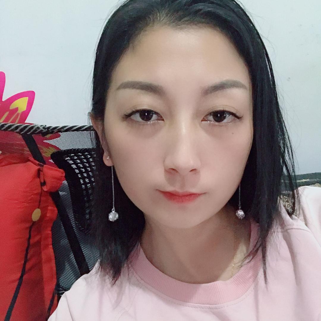 黄丽