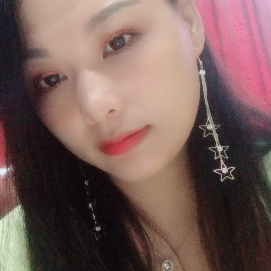 双胞胎姐妹馨儿馨宝