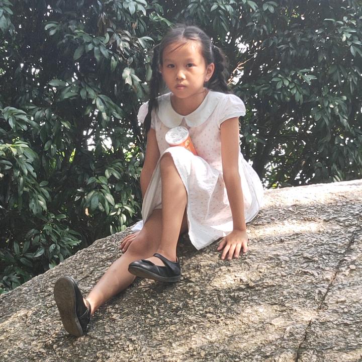 玲玲