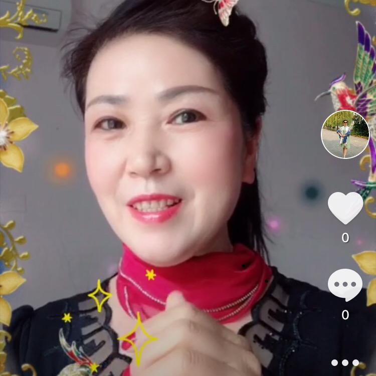 踏雪寻梅