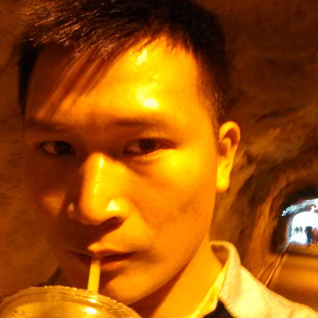 爱玩胶的鑫潼