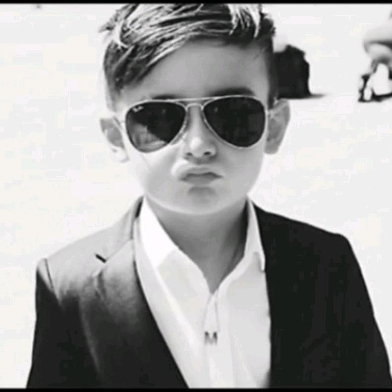 小XX