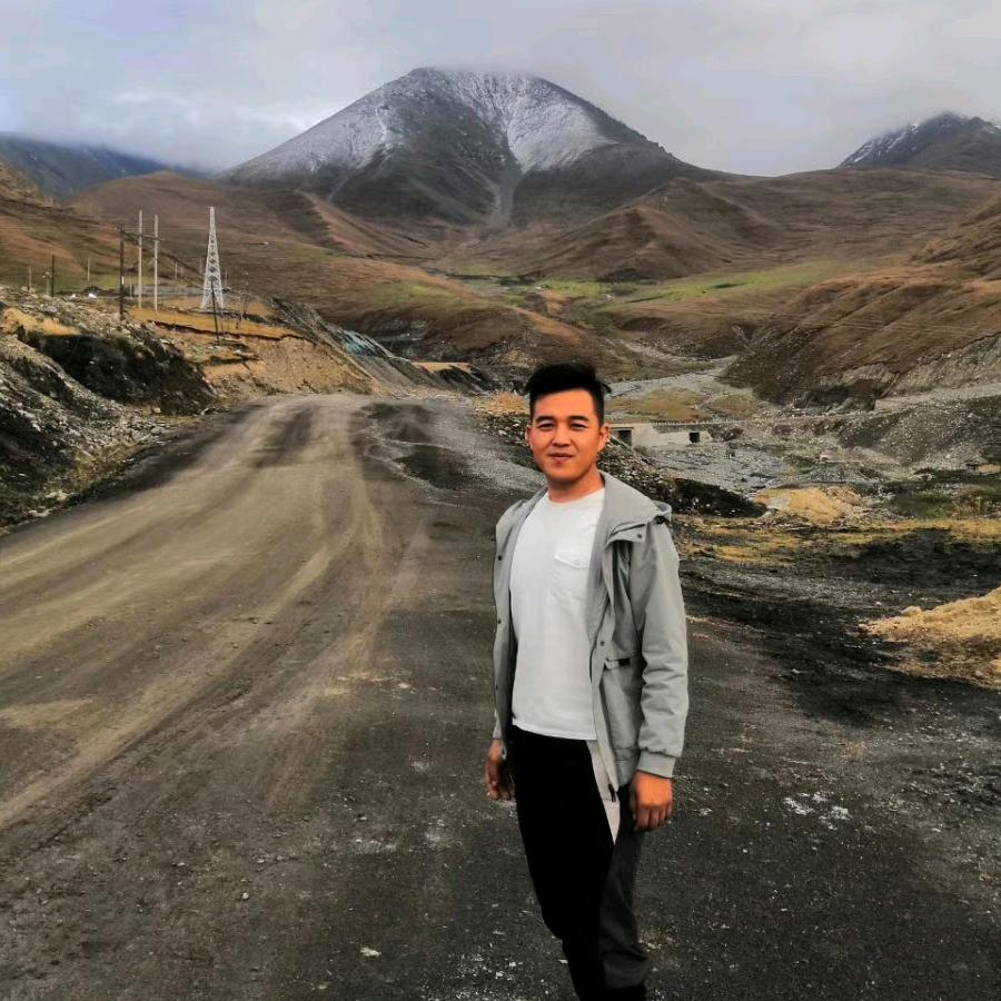 石河子非凡车居汽车灯光升级