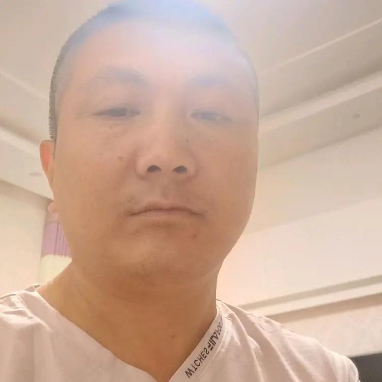吕