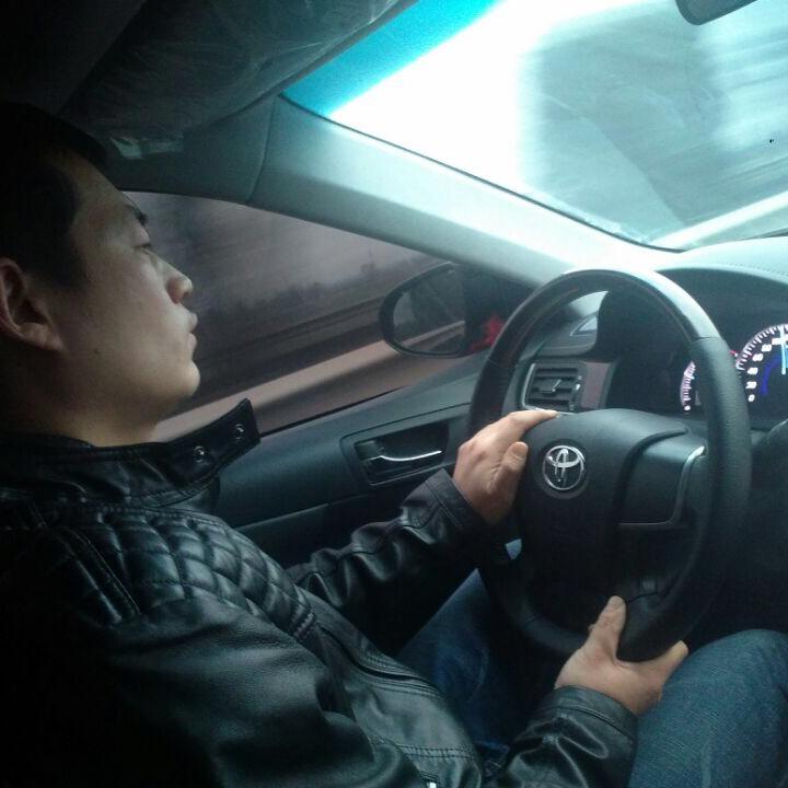 卢雷