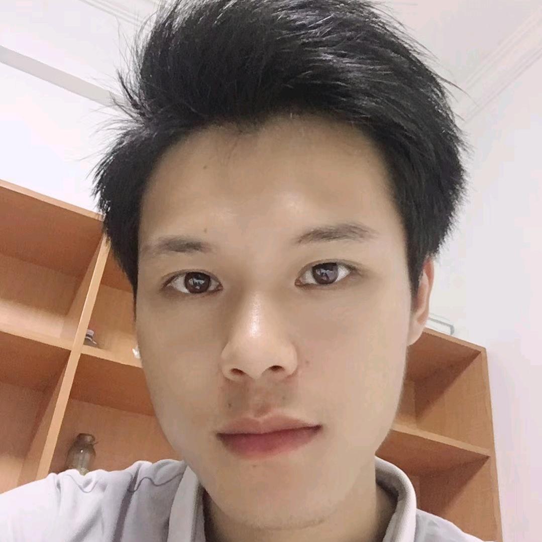 微笑掩饰悲伤