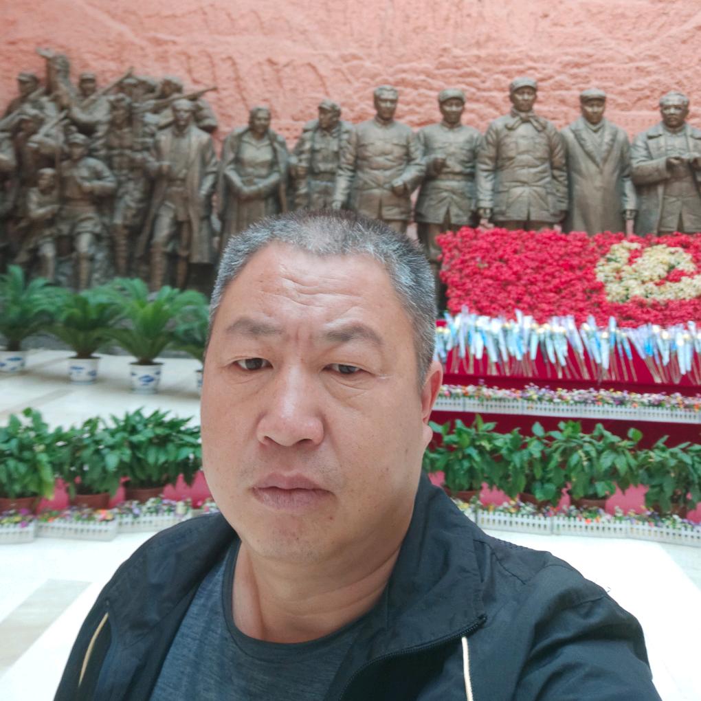 曹锁成