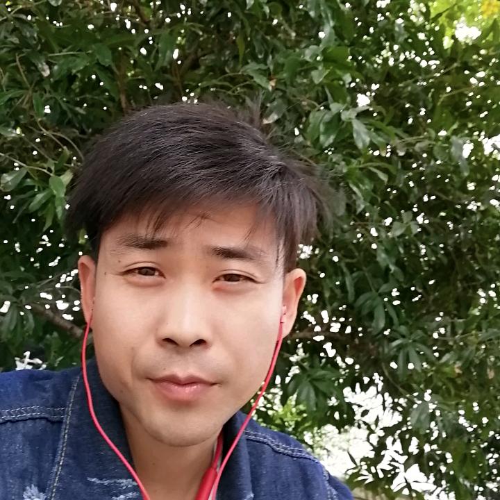 魏紫巍