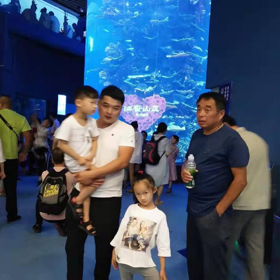 瞎子给聋子说有鬼