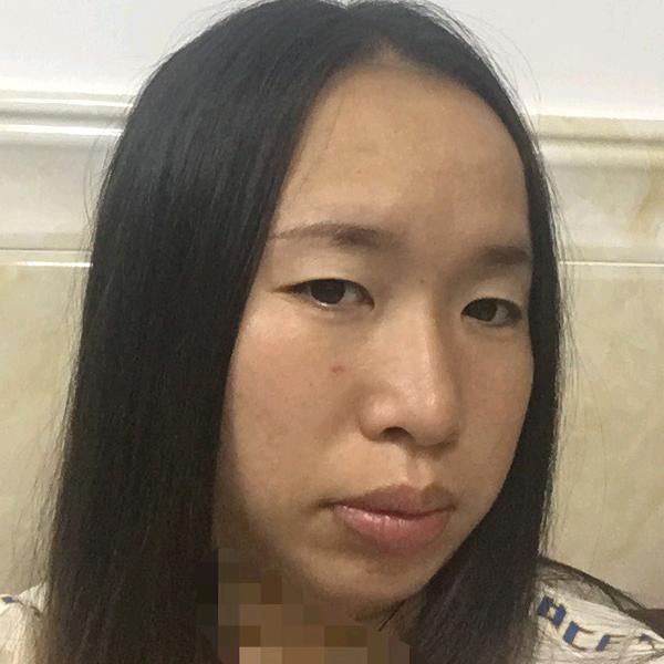 农村烧烤妹。