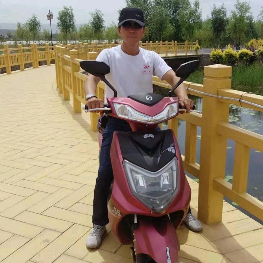 贾梦真