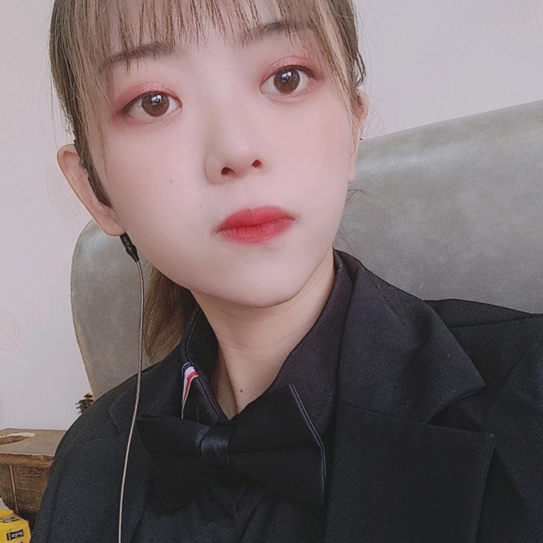 忙着可爱՞😄՞