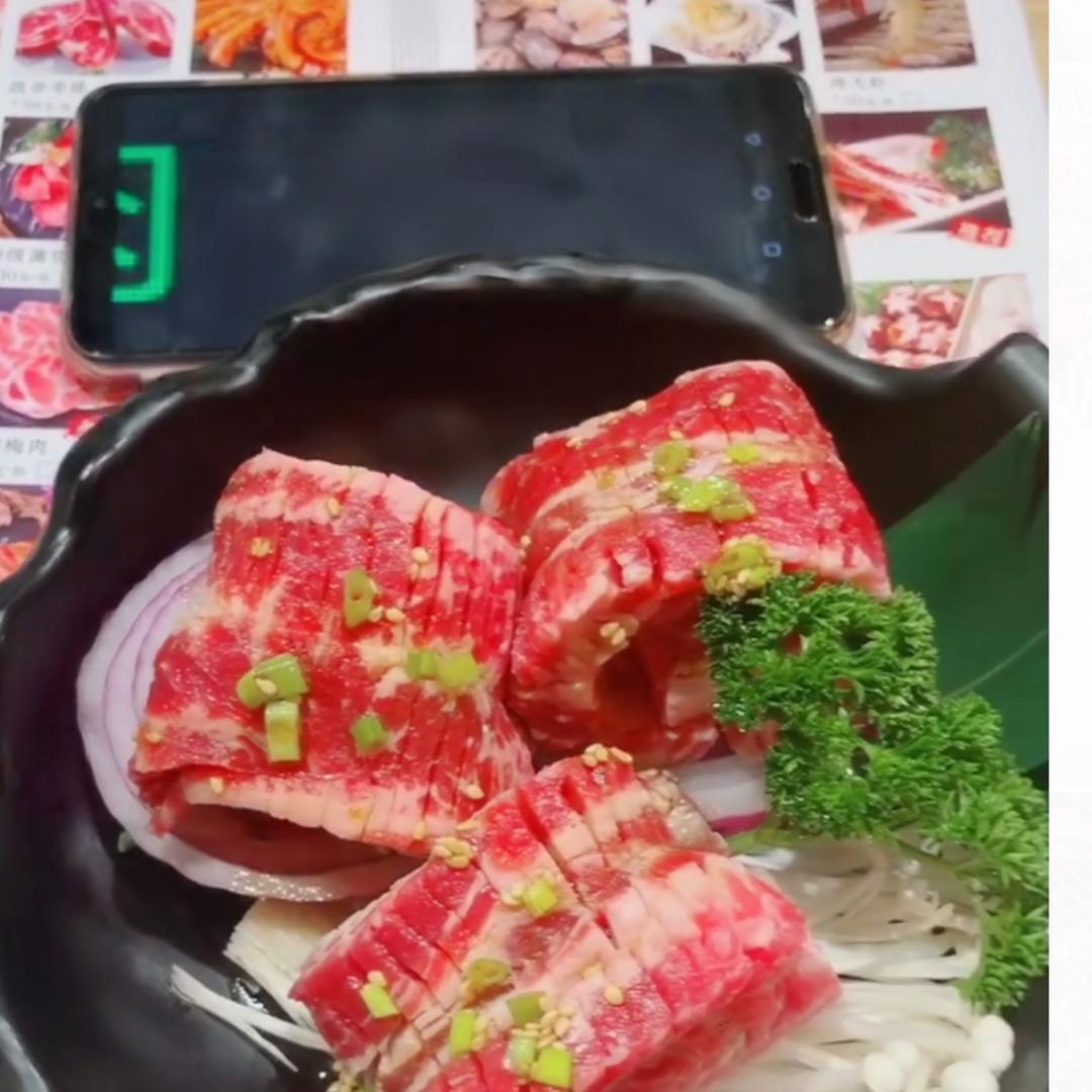 肖肖