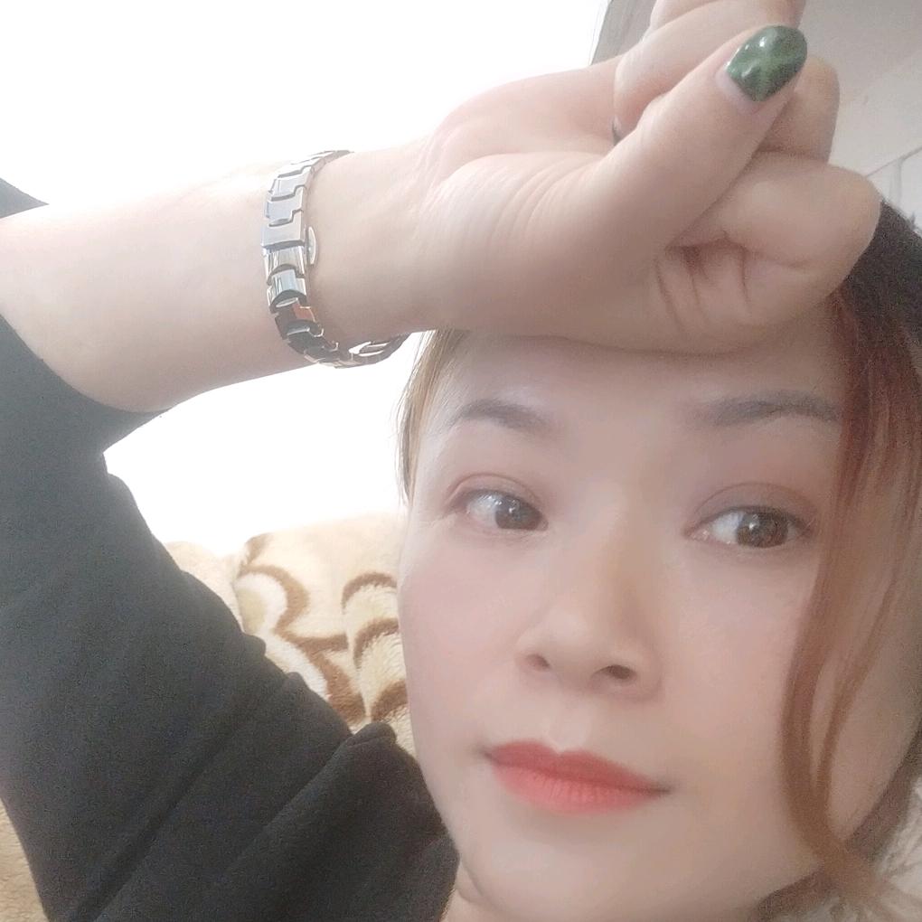 高瑞汐(ง •̀_•́)ง