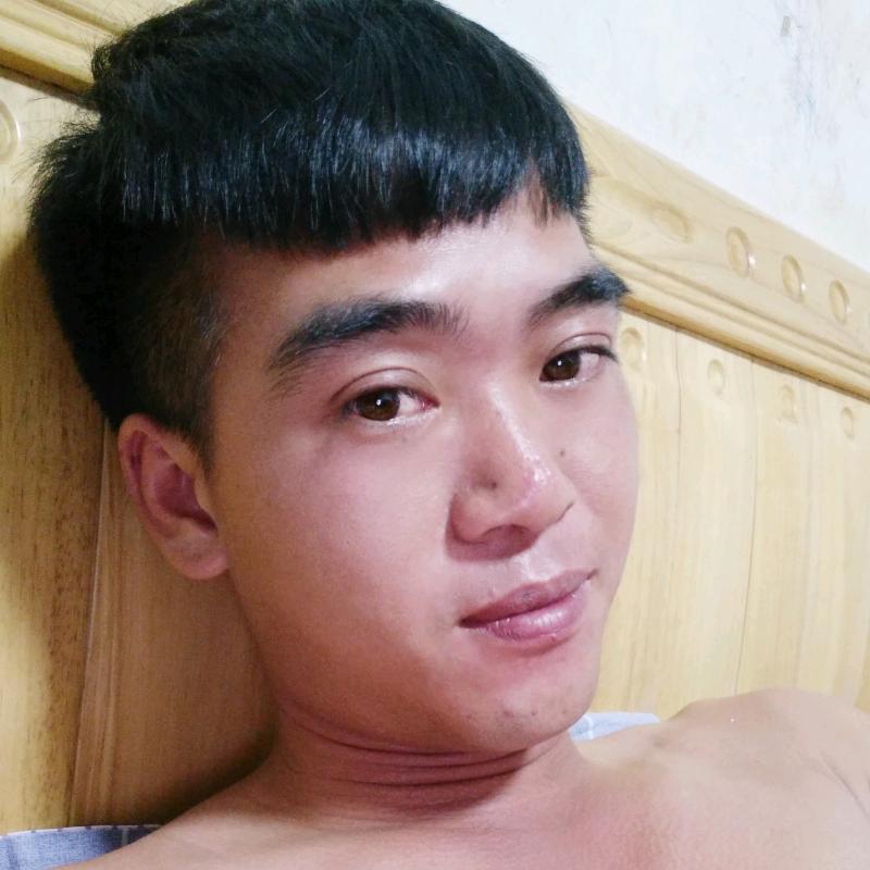 布依小伙子