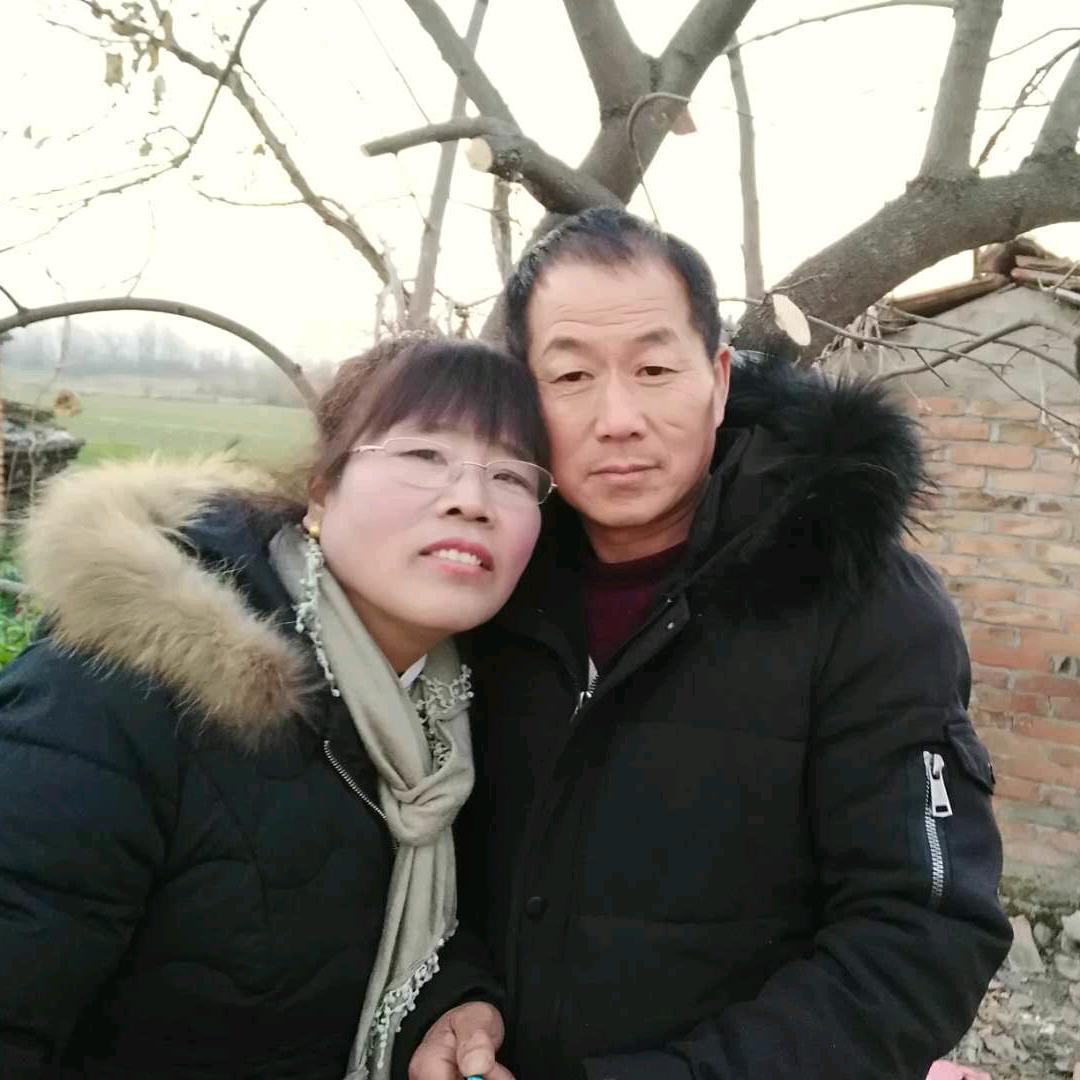 泗阳李口梨园小草