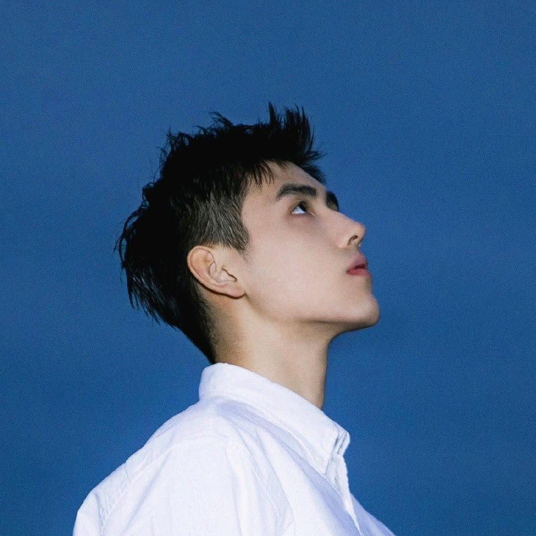 1998，穿毛衣的男孩