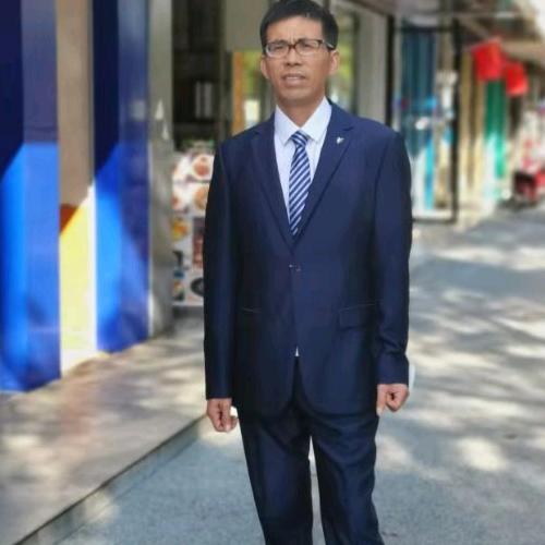 用户5616904573909待人以礼