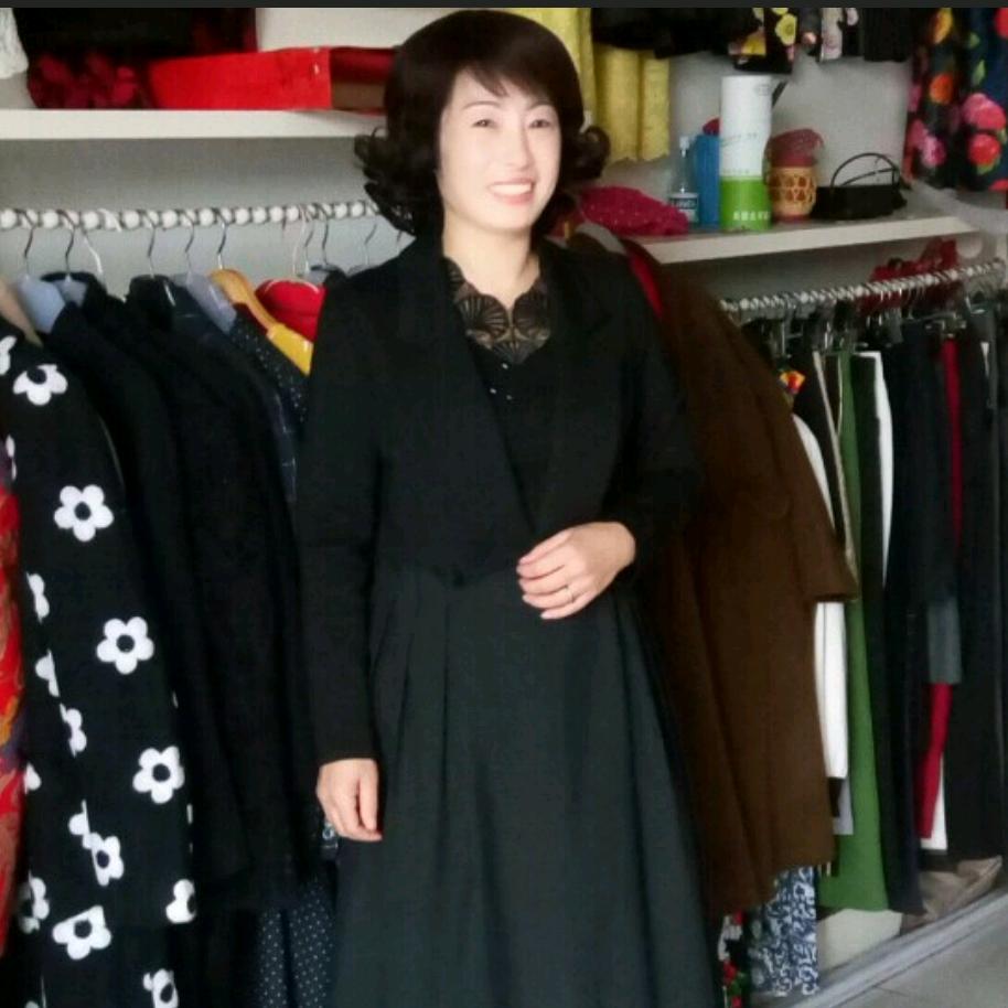 郝美丽订做修改服装店