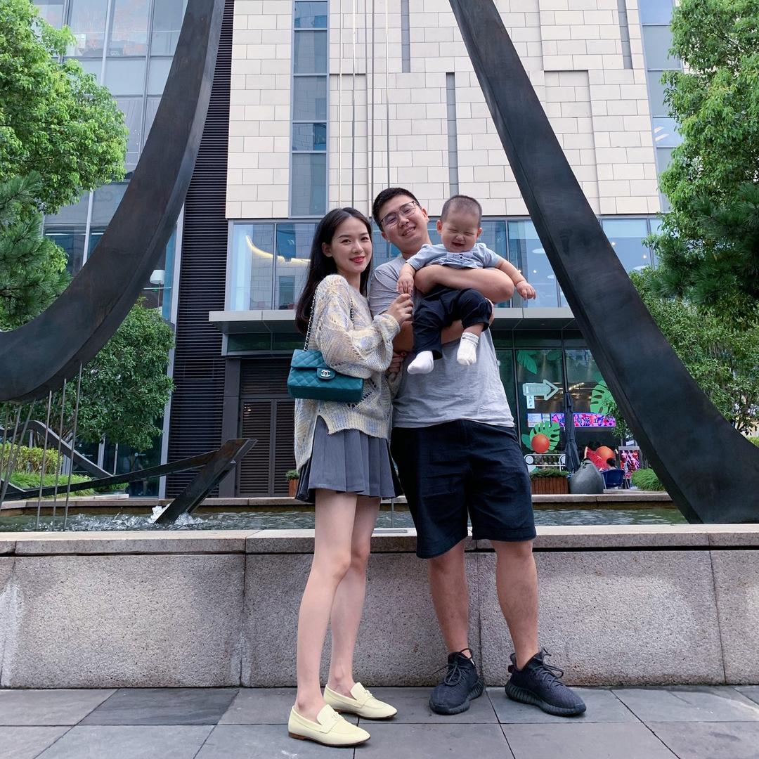 杭州蓝眼泪电子商务有限公司