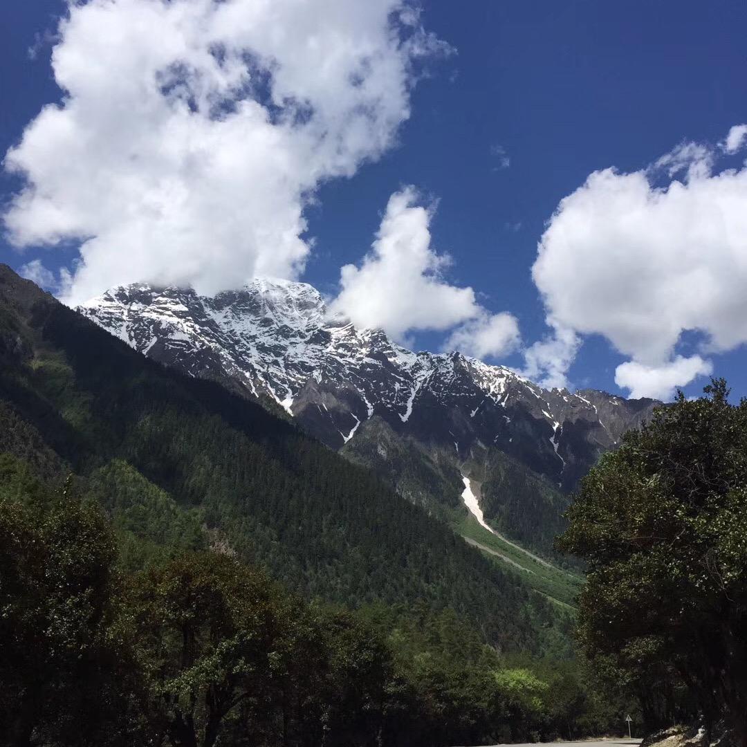 钟情跋山涉水