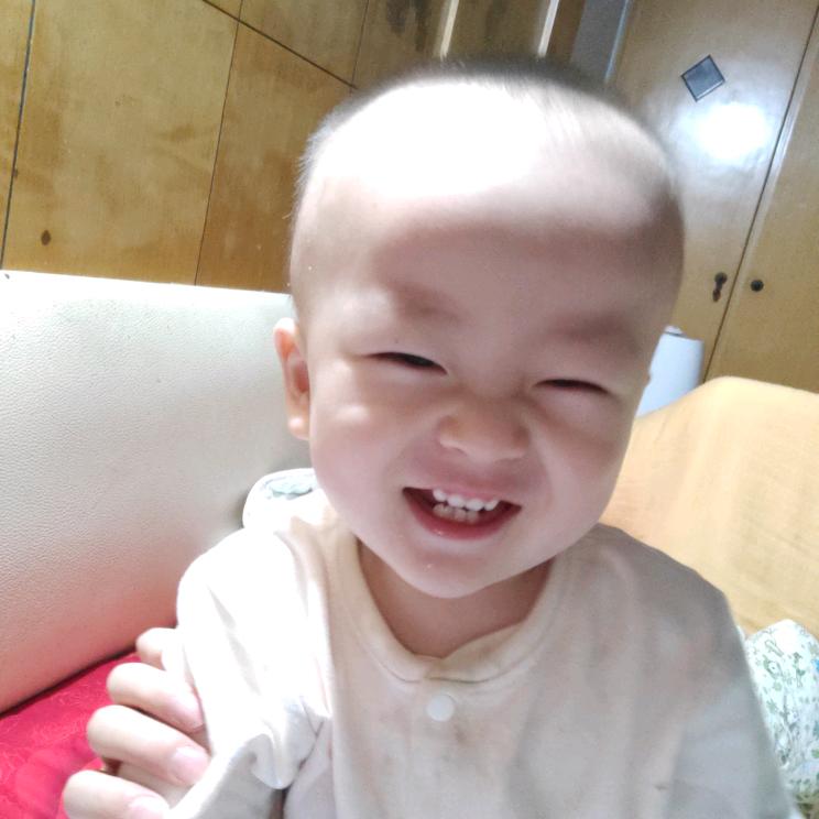 黄闪闪