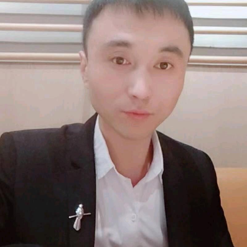 盯楞串店崔世杰