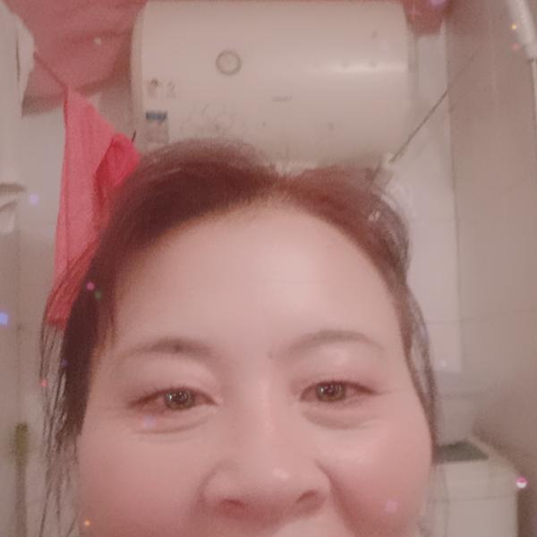 中合环球:吴四妮
