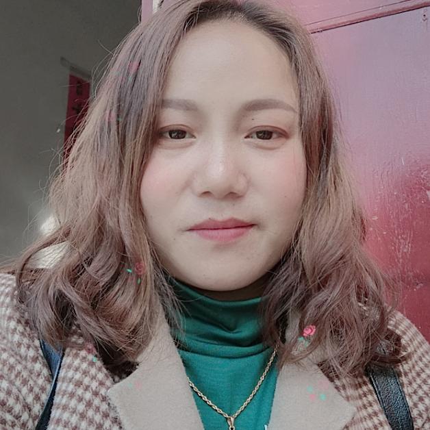 木梓岭村一组专伺候老人王建芝