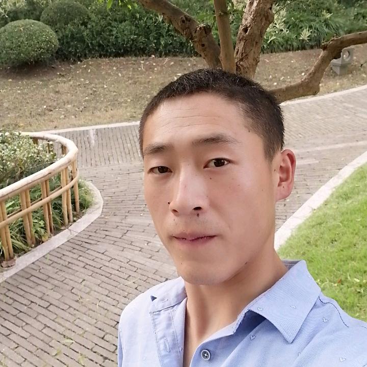 逍遥王    潘龙