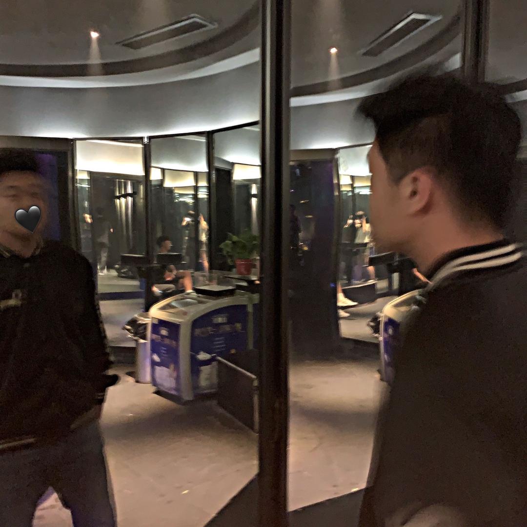 慕本酒吧 张鑫权（MOOBOO）