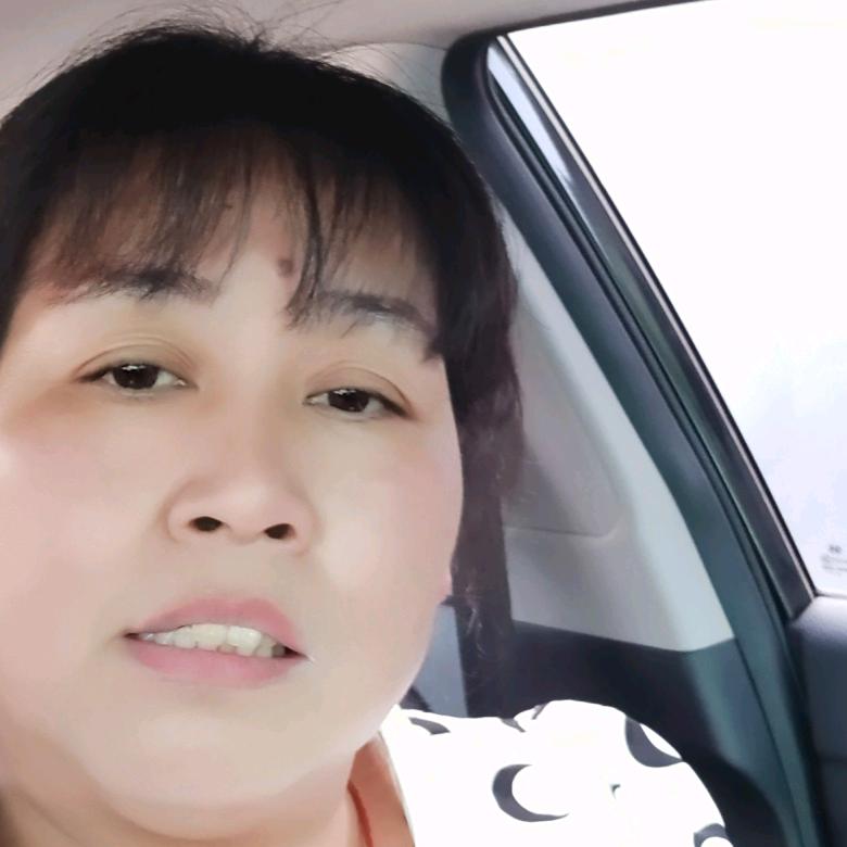 贺叶云