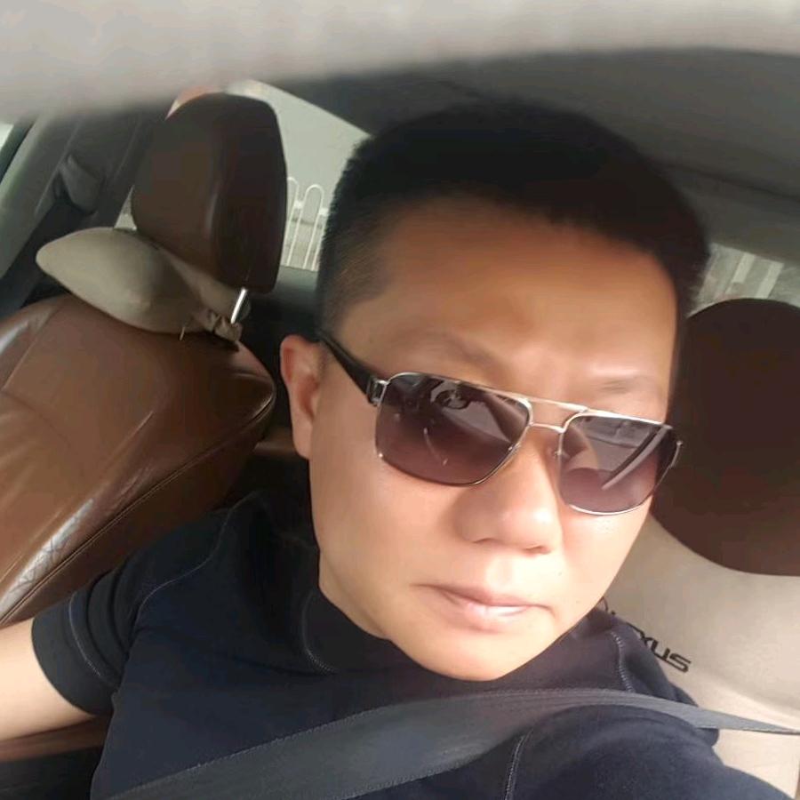 指挥官（小黑哥）