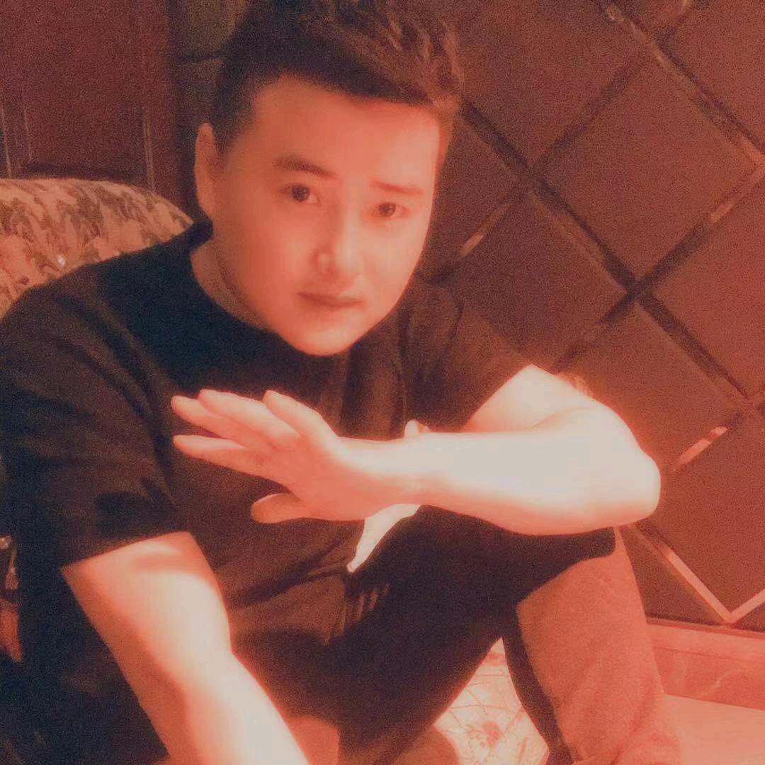 ο▬▬▬◙▅▅▆▆▇▇◤100米