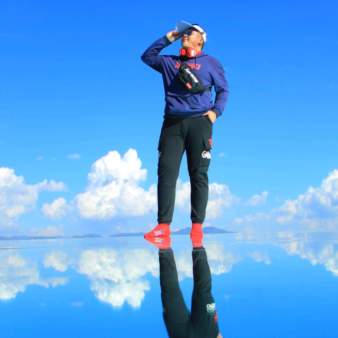 龘