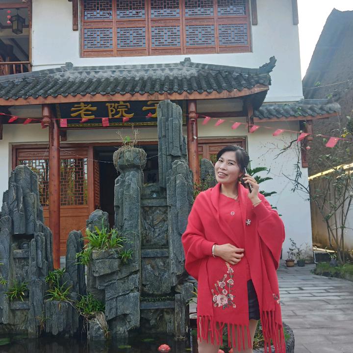 刘声琼（同心缘婚庆）