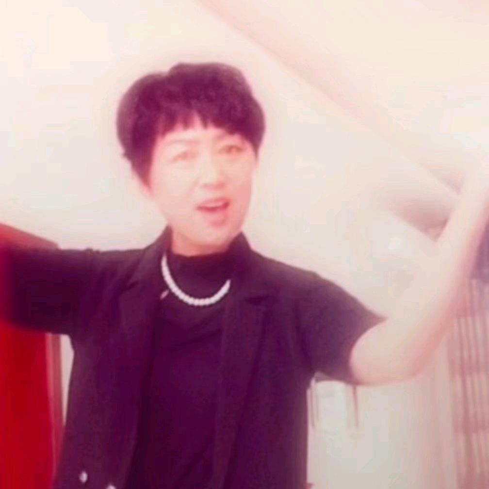 海娜花《吉祥鼓舞队》